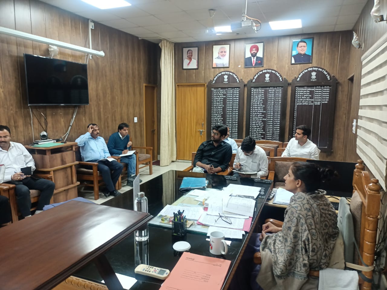 निर्देश: इन्वेस्टर समिट की तैयारियों को लेकर डीएम ने ली बैठक