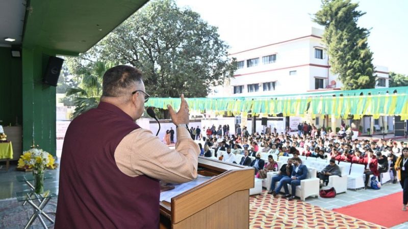 प्रतियोगिता: करियर टाउन ” सिर्फ एक इवेंट नहीं है, एक दूरदर्शी पहल है: जोशी