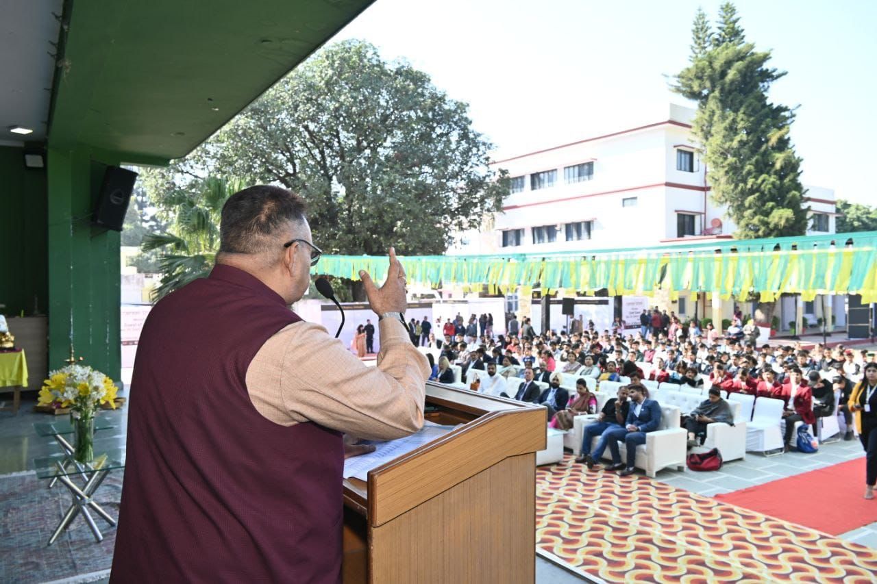 प्रतियोगिता: करियर टाउन ” सिर्फ एक इवेंट नहीं है, एक दूरदर्शी पहल है: जोशी