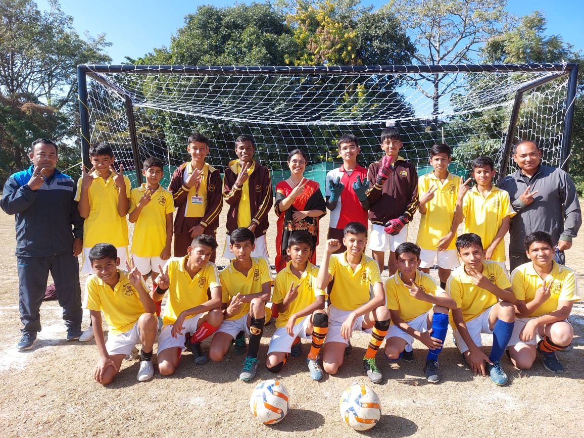 खेल: रोहिताश सिंह मैमोरियल इंटर स्कूल फुटबाल टूर्नामेंट 