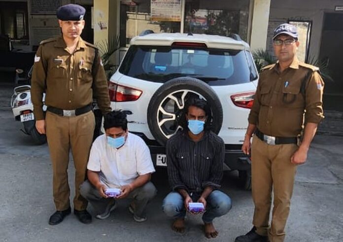 शिकंजा: ज्वैलरी शॉप में चोरी करने वाले दो गिरफ्तार