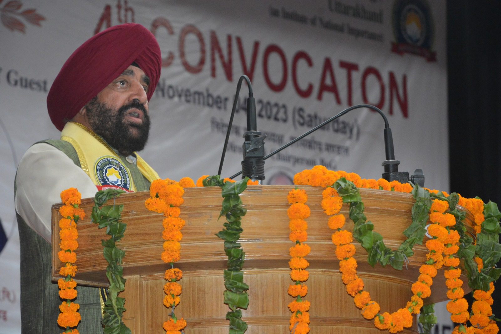 दीक्षांत समारोह:  2047 तक विकसित और सशक्त भारत निर्माण में तकनीक की मुख्य भूमिका रहेगीः  राज्यपाल
