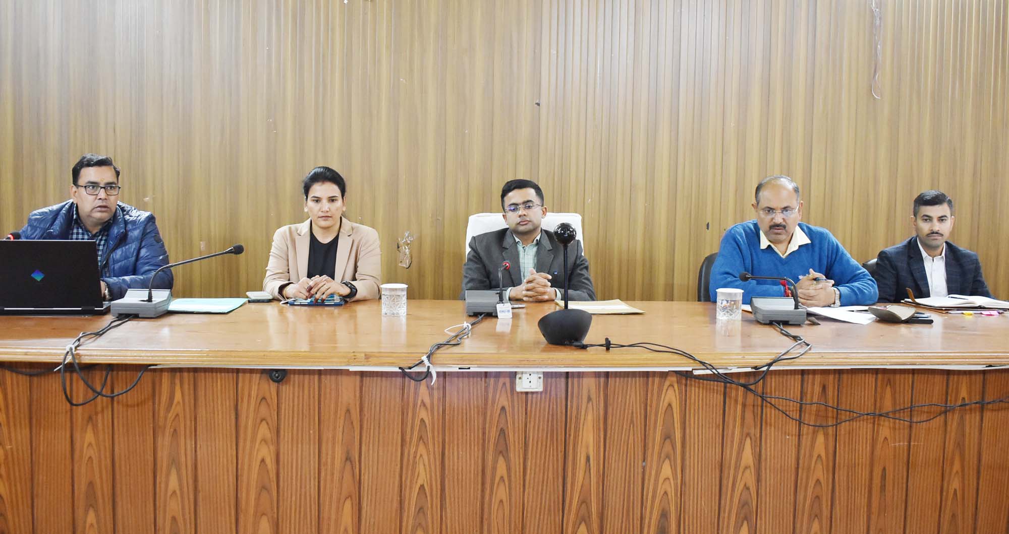तैयारी: राष्ट्रपति के दौरे को लेकर व्यवस्थाएं चाक-चौबंद करने के डीएम ने दिये निर्देश