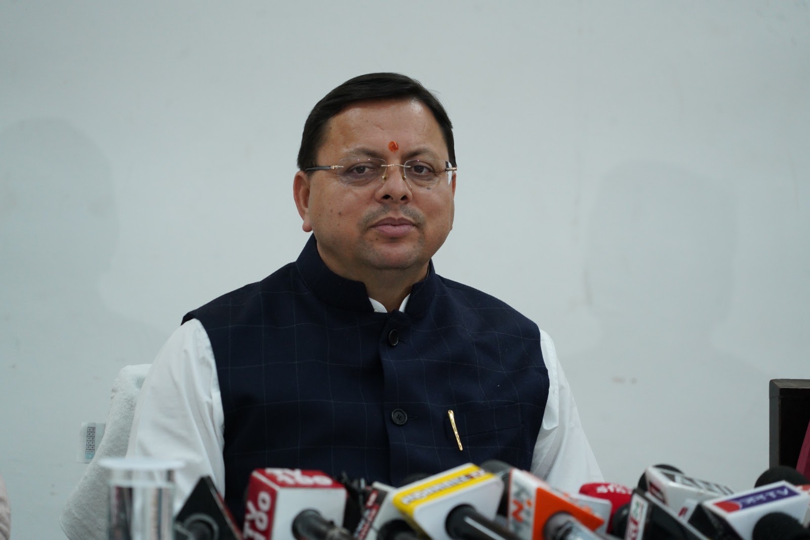 बधाई: मुख्यमंत्री धामी ने दी प्रदेशवासियों को गणतंत्र दिवस की शुभकामनाएं