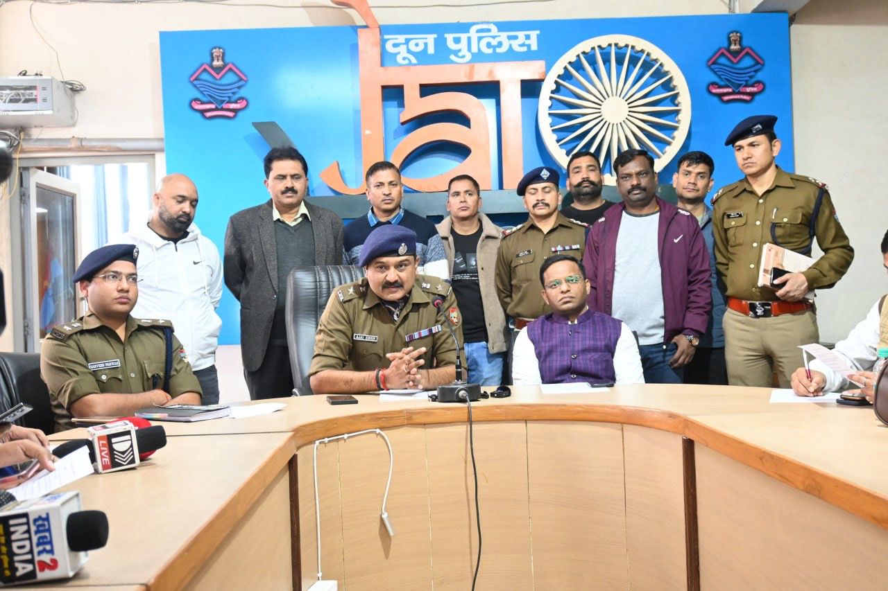  रिलायंस ज्वैलरी शोरूम लूटकांड का एक आरोपी देर रात पीलीभीत से गिरफ्तार