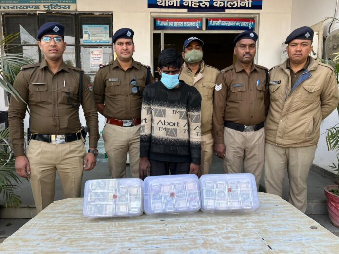 कामयाबी:पुलिस ने किया चोरी का खुलासा, 31 लाख रुपये की नकदी के साथ आरोपी गिरफ्तार