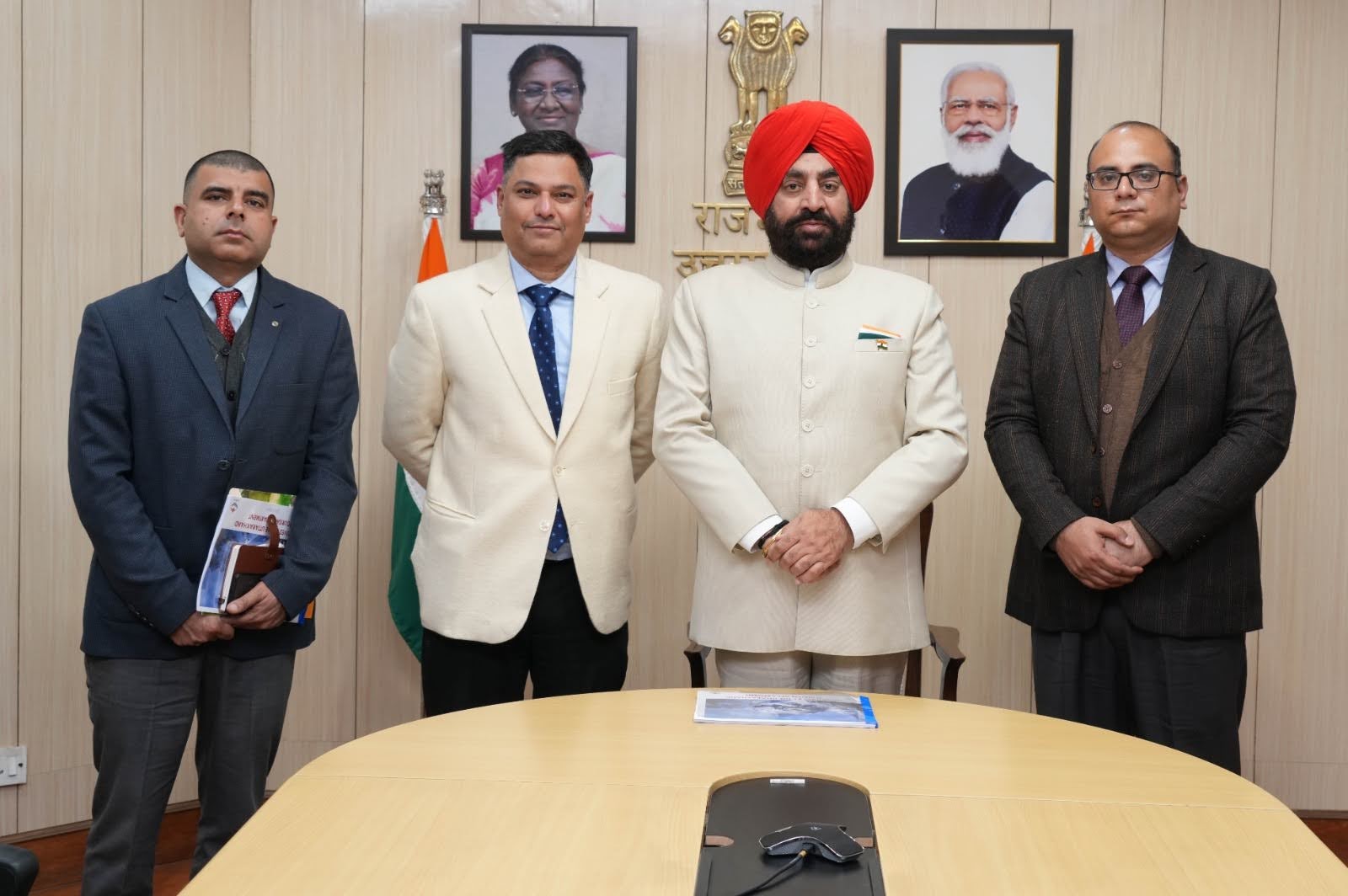 राज-काज: पर्यटन सचिव सचिन कुर्वे ने की राज्यपाल से भेंट, पर्यटन विकास हेतु विभागीय प्रयासों की दी प्रस्तुति