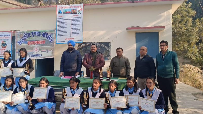 अभियान: सड़क सुरक्षा माह के तहत छात्र-छात्रों को को किया गया जागरूक, सड़क सुरक्षा की दिलाई शपथ