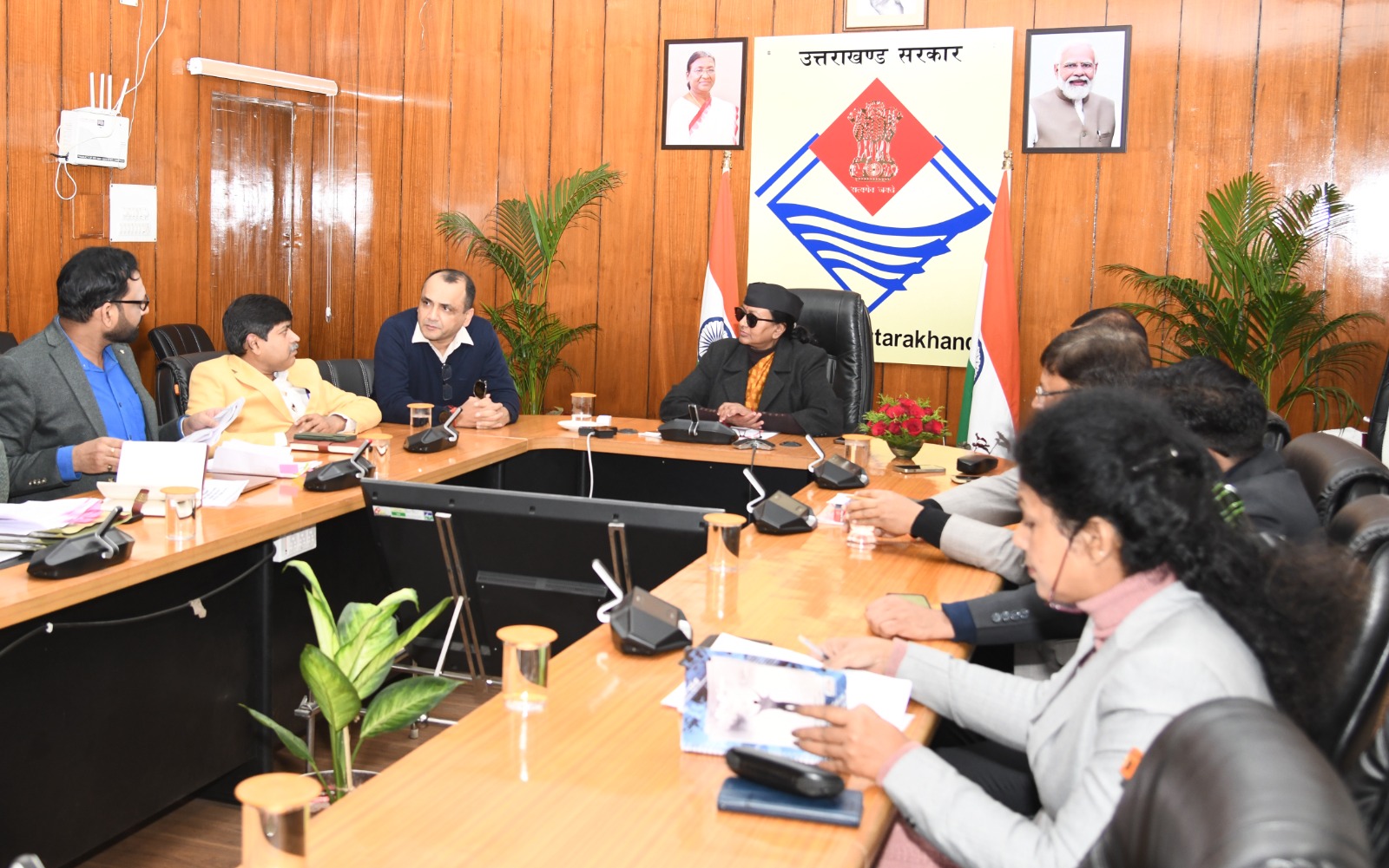 राज-काज: एसीएस श्रीमती राधा रतूड़ी की अध्यक्षता में भू कानून से सम्बन्धित प्रारूप समिति की बैठक