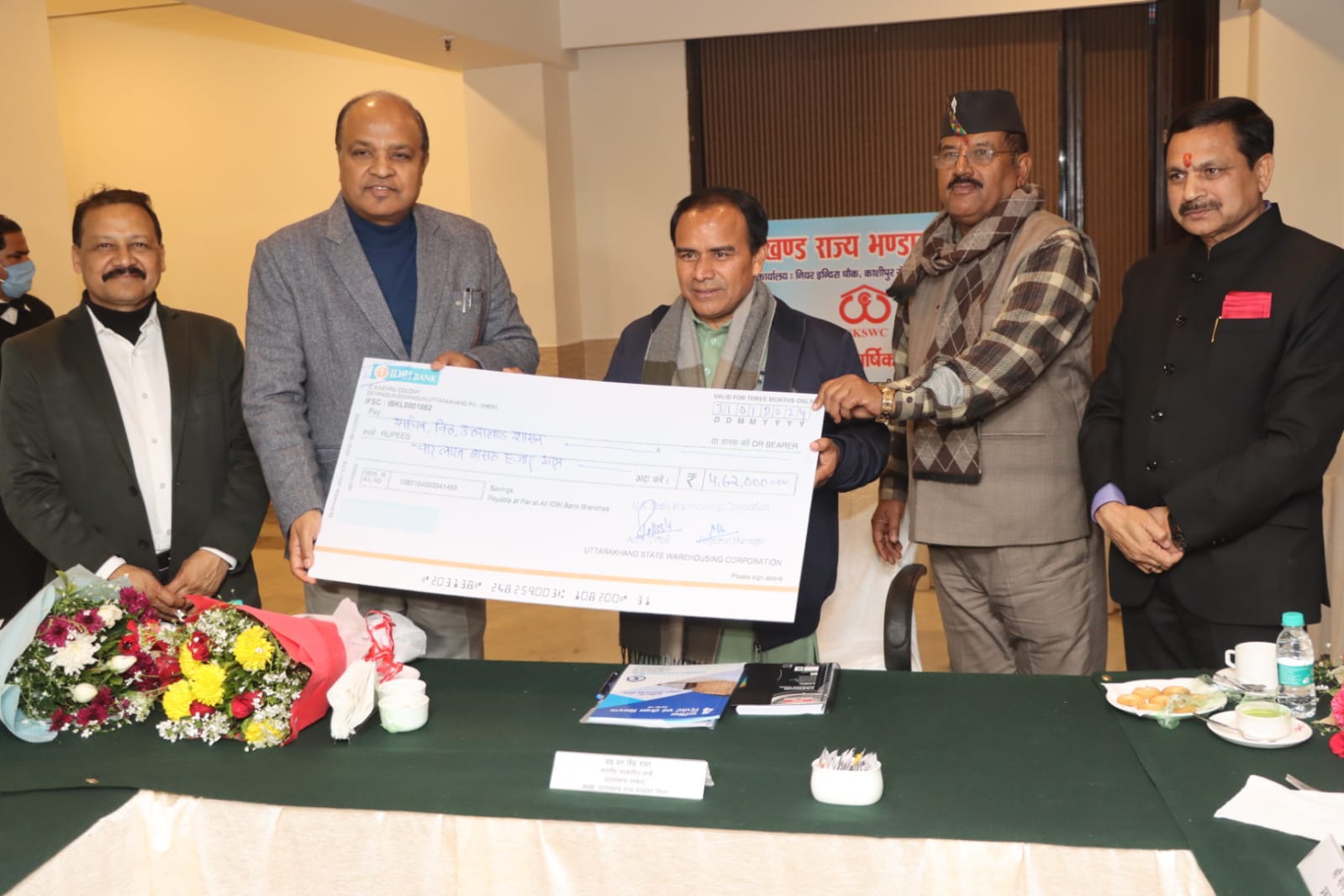 निर्णय:  राजकीय भंडारण निगम के गोदामों में लगेंगे सोलर पैनल, सहकारिता मंत्री डॉ धन सिंह रावत ने की पहल