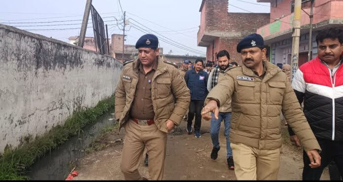 सनसनी: नाले में मिला अधेड़ का खून से लथपथ शव, घर में भी खून से सना हुआ था बिस्तर