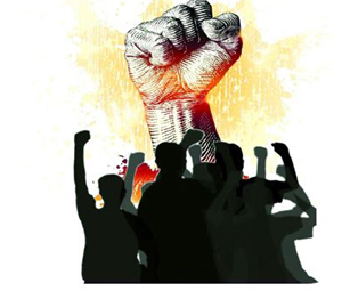 आवाज़: संयुक्त किसान मोर्चा और केंद्रीय श्रमिक संगठन 16 फरवरी को करेंगे देशव्यापी औद्योगिक हड़ताल