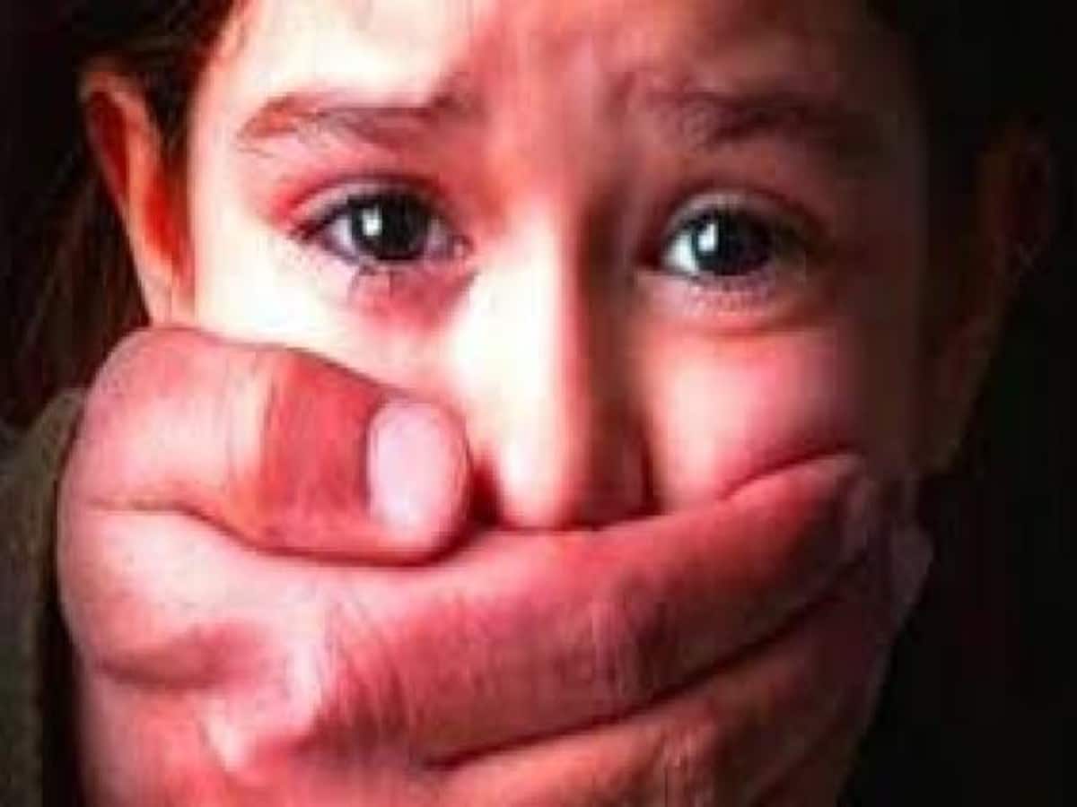 हैवानियत: चार वर्षीय मासूम के साथ हुई दरिंदगी, हेयर ड्रेसर सहित चार आरोपी गिरफ्तार