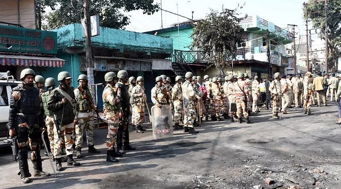 हल्द्वानी हिंसाः उपद्रवियों के फरार होने की आशंका, सीमा पर पुलिस- प्रशासन अलर्ट