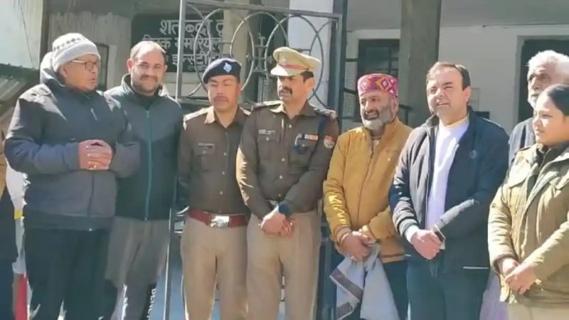 खुलासा:   चोरी के मामले में  नाबालिग गिरफ्तार, मोबाइल और नकदी बरामद