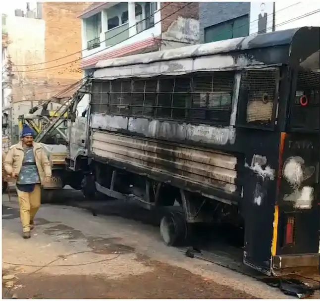 हिंसा में उपद्रवियों ने नगर निगम को पहुंचाया सबसे ज्यादा नुकसान