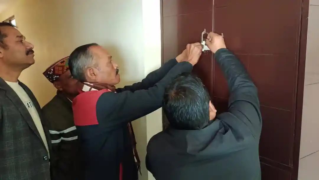पॉल्यूशन कंट्रोल बोर्ड ने काटे 9 होटलों के  बिजली-पानी के कनेक्शन