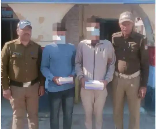 शिकंजा: चोरी के सामान के साथ दो गिरफ्तार