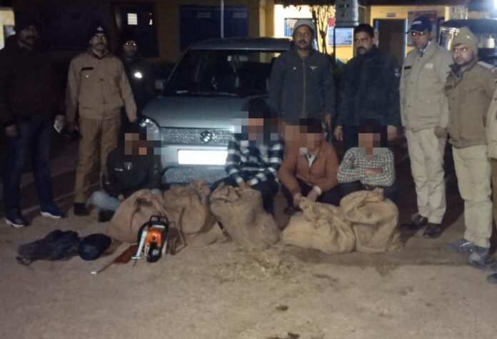 शिकंजा: लकड़ी की तस्करी कर रहे दून के चार तस्कर गिरफ्तार