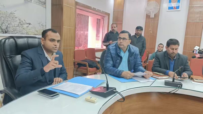 लोकसभा चुनाव: इस जिले में 105 सेक्टर मजिस्ट्रेट तैनात, आचार संहिता का कड़ाई से होगा पालन
