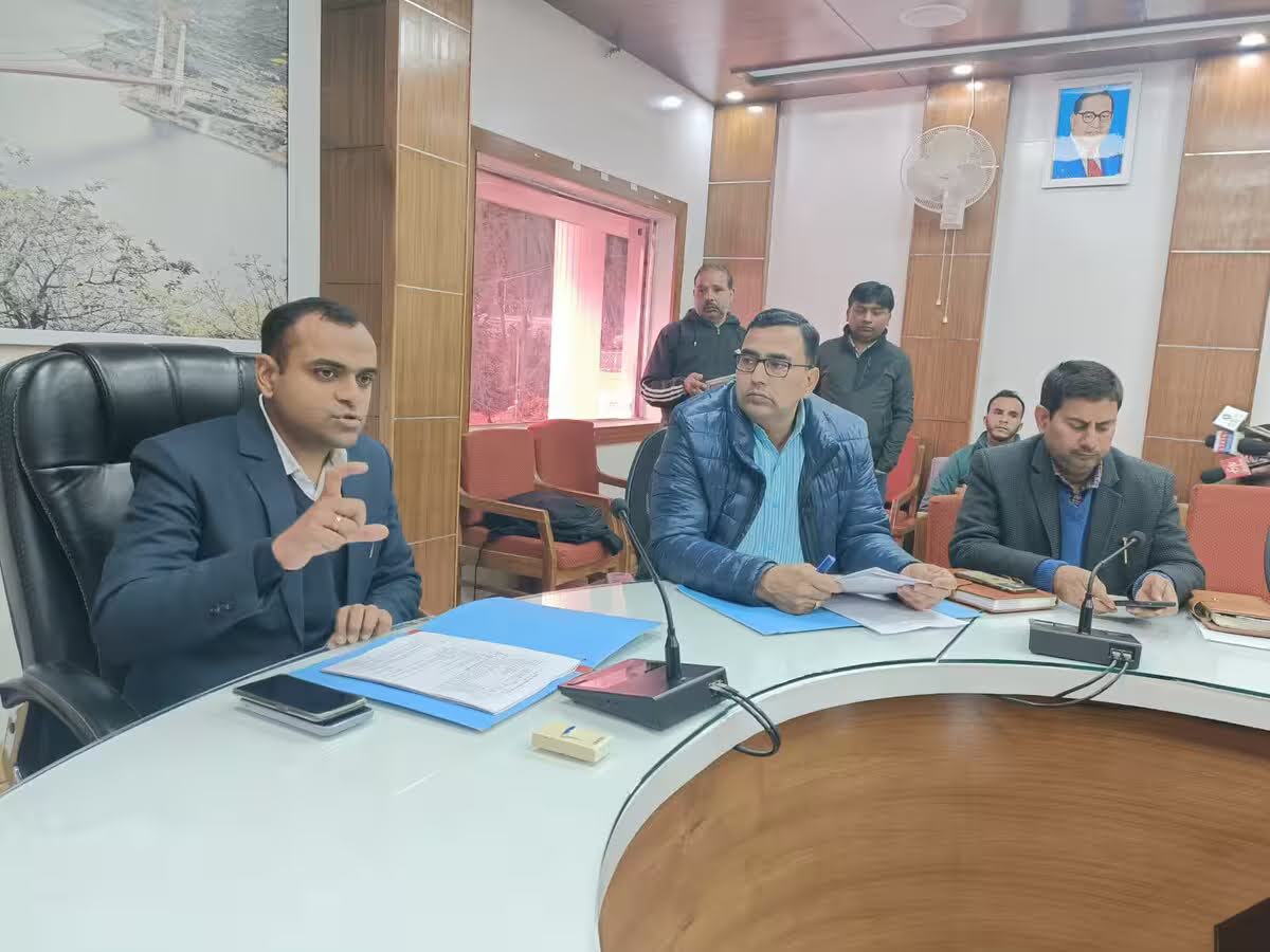 लोकसभा चुनाव: इस जिले में 105 सेक्टर मजिस्ट्रेट तैनात, आचार संहिता का कड़ाई से होगा पालन