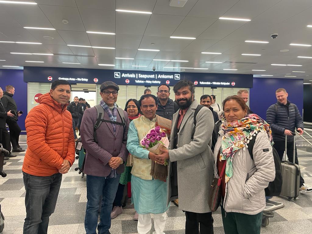 राज-काज: चार दिवसीय विदेश दौरे पर रवाना हुए कैबिनेट मंत्री डाॅ. धन सिंह रावत