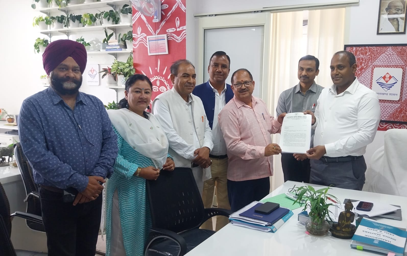 ख़ास ख़बर: कांग्रेस ने की बदरीनाथ व मंगलौर विधान सभा के उपचुनाव जल्द कराने की मांग