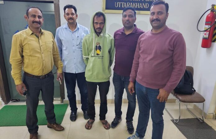 शिकंजा:  सेना में नौकरी दिलाने के नाम पर ठगी करने वाला गैंगस्टर गिरफ्तार