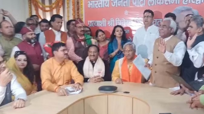   लोकसभा चुनाव: हरिद्वार सीट से भाजपा प्रत्याशी त्रिवेन्द्र सिंह रावत ने किया ऑनलाइन नामांकन