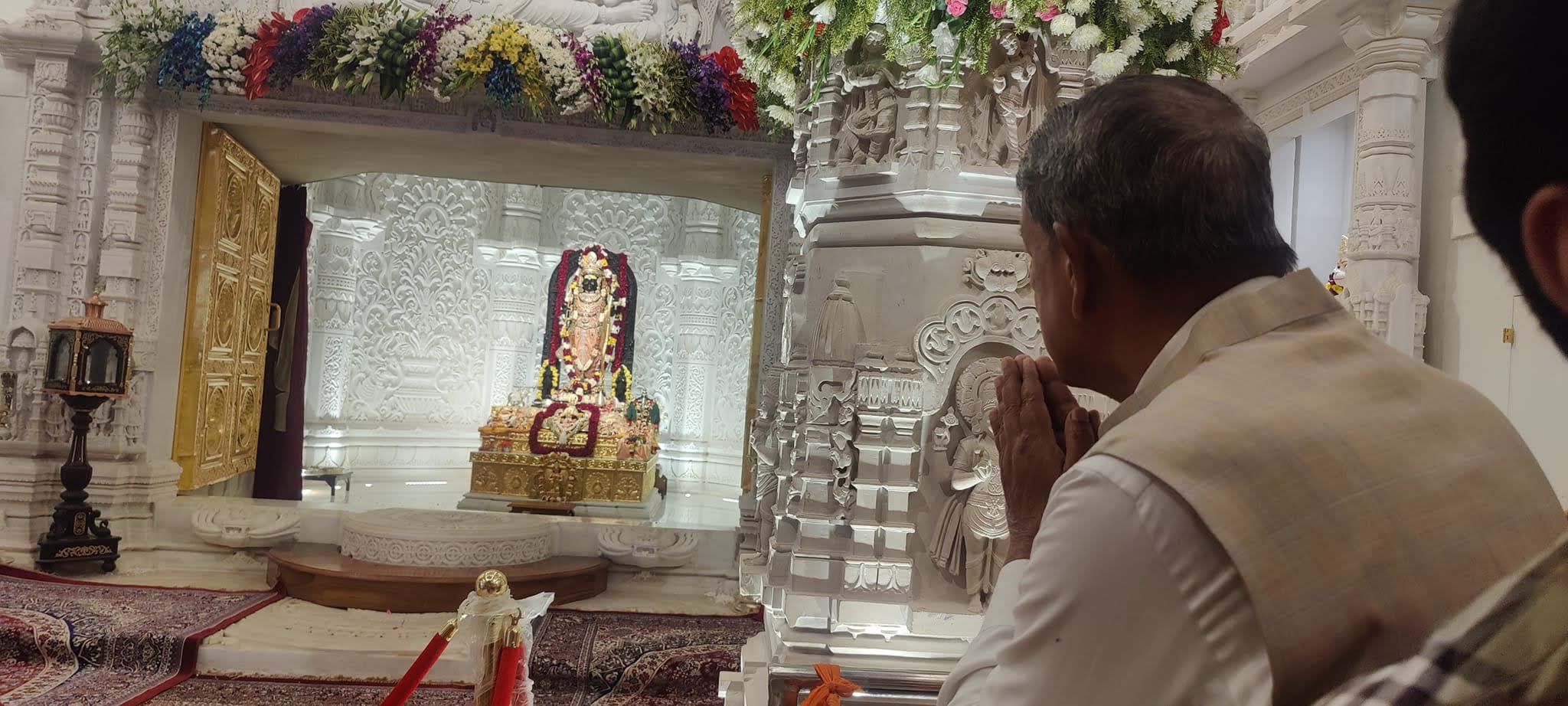 श्रद्धा: पूर्व मुख्यमंत्री हरीश रावत पहुंचे अयोध्या, राम लल्ला के किए दर्शन