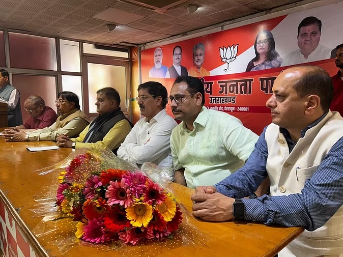 पलटीमार: कांग्रेस के प्रदेश महासचिव महेश शर्मा भाजपा में शामिल