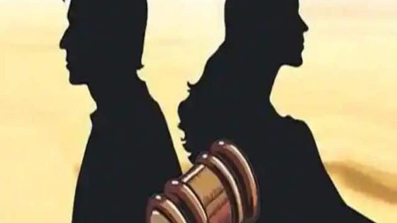 दूसरा पहलू : महिला अधिकारों का नकारात्मक उपयोग