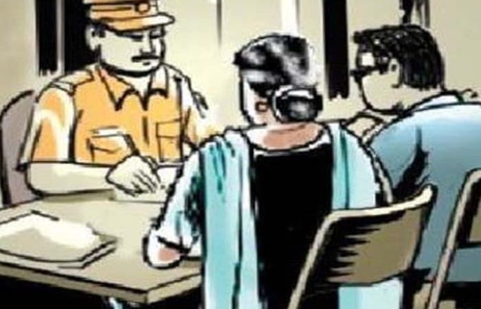 शातिर: जमीन बेचने की डील कर हड़प लिए साढ़े दस लाख रुपये, अब भुगतेंगे मुकदमा