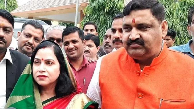 पलटीमार: गंगवार दंपत्ति ने छोड़ा कांग्रेस का साथ