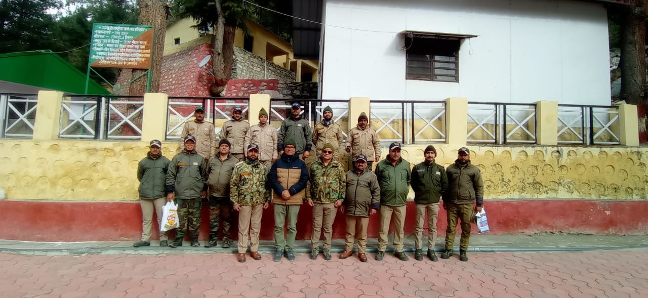   सैर सपाटा: पर्यटकों के लिए विधिवत रूप से खोल दिए गए गंगोत्री नेशनल पार्क के गेट