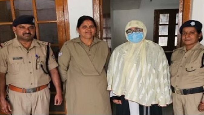 बनभूलपुरा कांडः पुलिस के हत्थे चढ़ी फरार चल रही साफिया मलिक, कोर्ट ने भेजा
