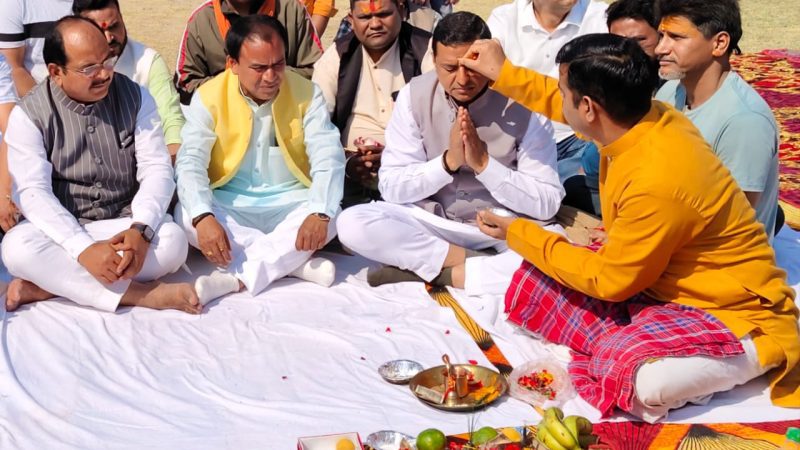 चुनाव प्रचार: योगी आदित्यनाथ की  14  को  चुनावी रैली, सभा स्थल का किया भूमि पूजन