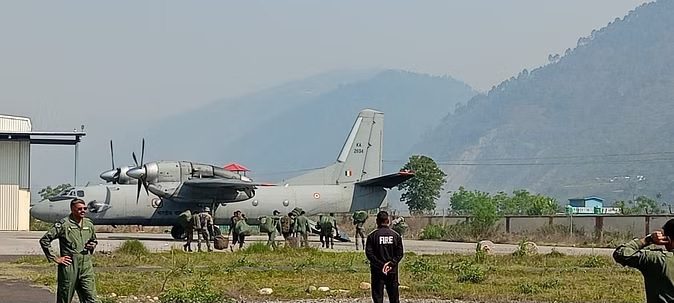 युद्धाभ्यास: हवाई अड्डे पर वायु सेना का गगन शक्ति अभ्यास जारी