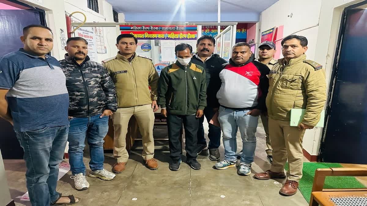 शिकंजा: एसटीएफ के हत्थे चढ़ा नशा तस्कर,चरस के साथ गिरफ्तार