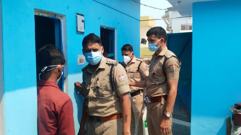 सनसनीखेज:  बंद कमरे से मिली महिला की सड़ी गली लाश,पति पर हत्या का शक