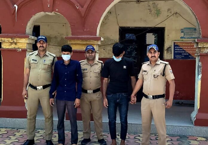 खुलासाः जुआ खेलने के विवाद में हुई थी युवक की हत्या, दो गिरफ्तार