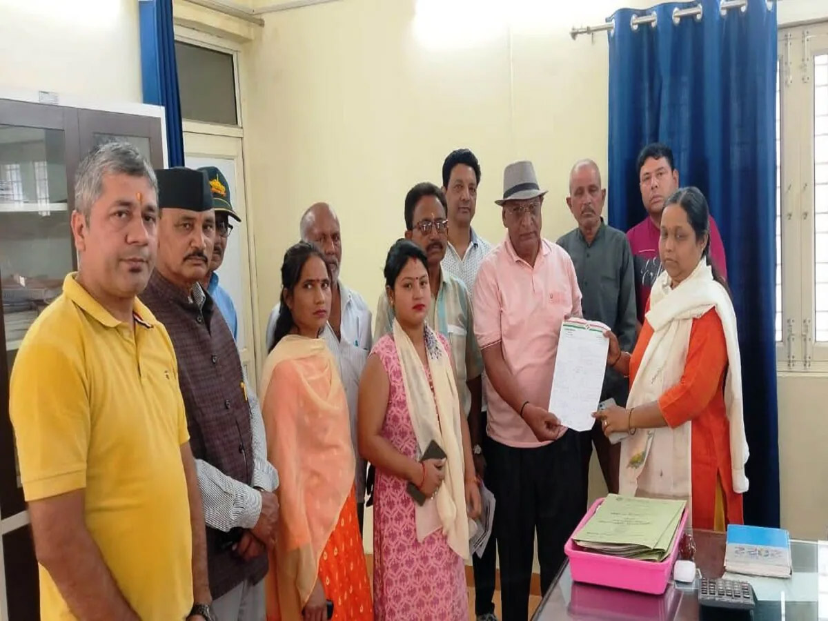 आवाज़: कांग्रेसियों ने विद्युत दरों में बढ़ोत्तरी पर जताया रोष, सरकार से की फैसला वापस लेने की मांग