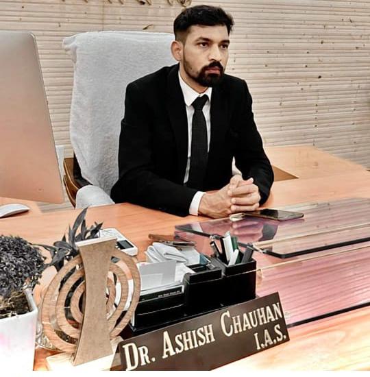 एक्शन: वनाग्नि रोकने को डीएम डाॅ चौहान की बड़ी मुहिम,एयर फोर्स की मदद ली मदद