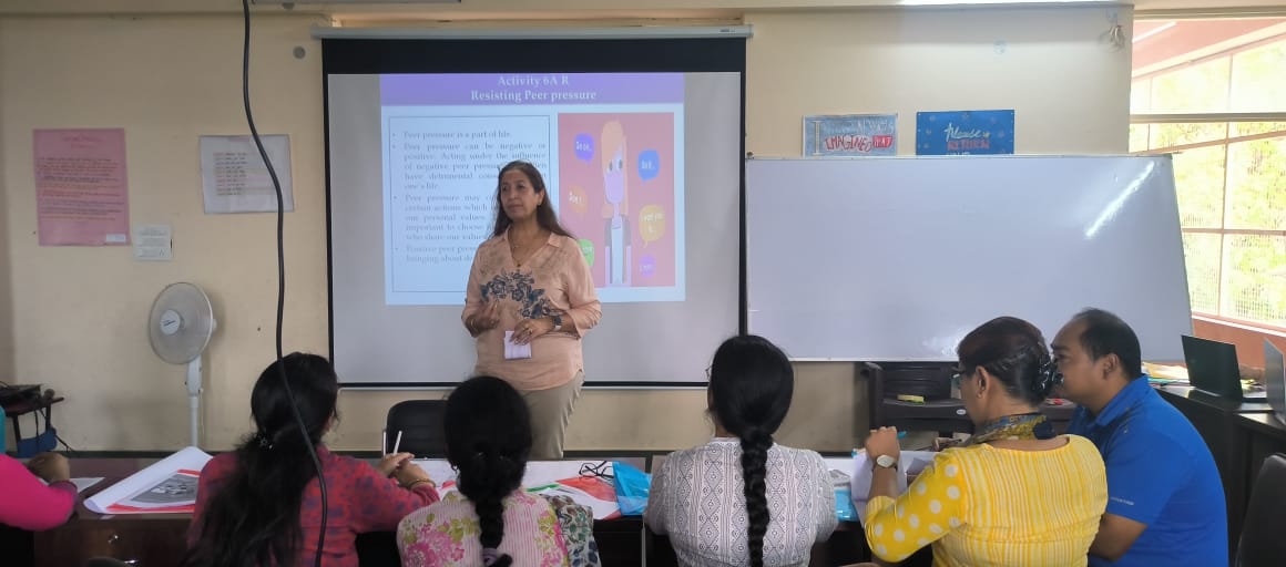 आयोजन: द हैरिटेज स्कूल नॉर्थ कैंपस में आयोजित दो दिवसीय कार्यशाला में शिक्षकों ने सीखे क्षमता निर्माण व किशोर शिक्षा के गुर