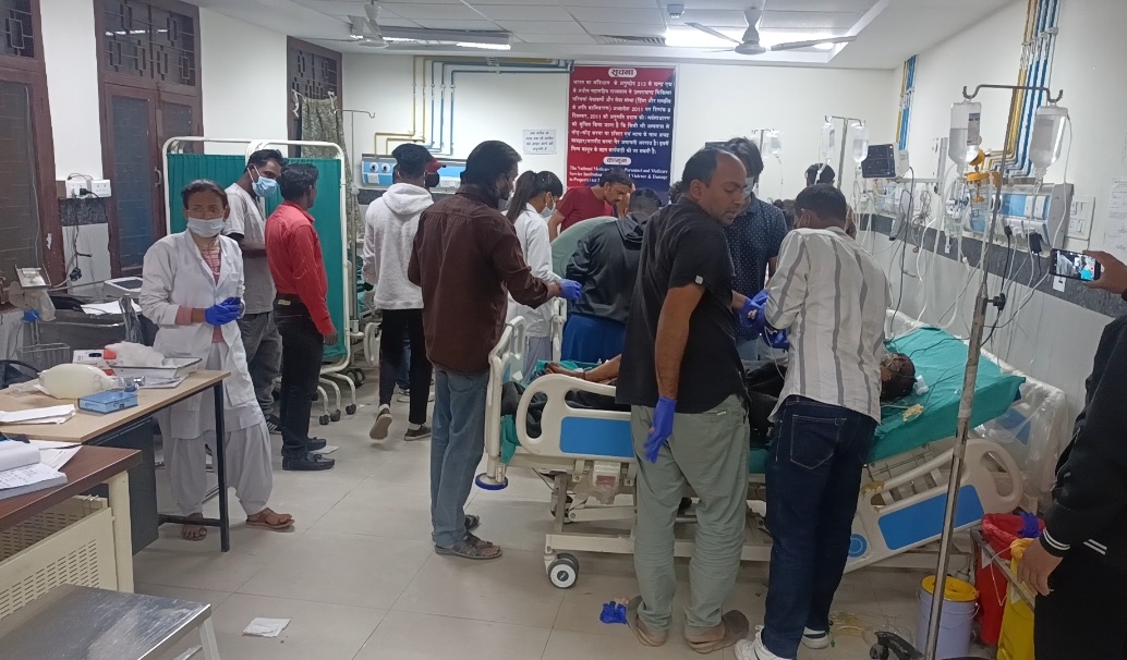 बड़ी खबर: जंगल की भीषण में जलकर 3 लीसा श्रमिकों की मौत, दो महिलाएं गंभीर रूप से झुलसीं