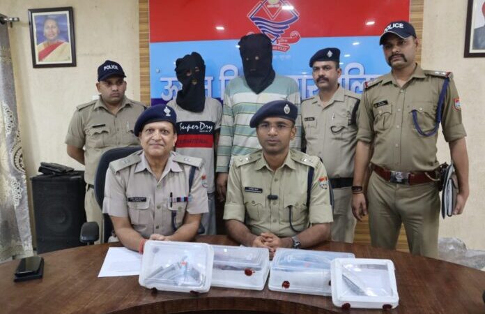 शिकंजा: पुलिस ने किया डीजल चोरी प्रकरण का खुलासा करते हुए दो लोगों को किया गिरफ्तार, दो लोग फरार
