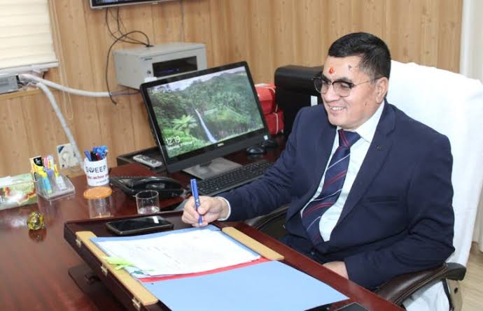 सराहना: डीएम डाॅ बिष्ट ने सहस्त्रताल रेस्क्यू अभियान में जुटे सभी लोगों का जताया आभार