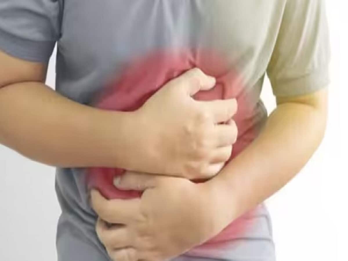 हैल्थ टिप्स: पेट में जलन को शांत करने के लिए करें इन 5 खाद्य पदार्थों का सेवन