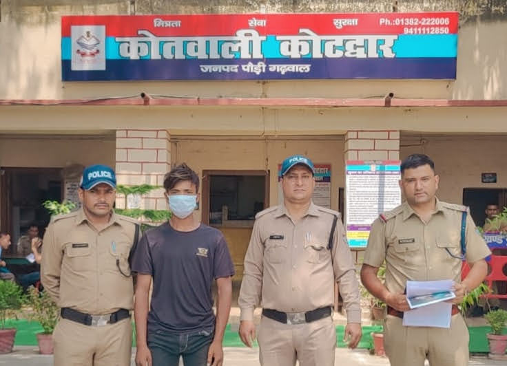 शिकंजा: गोदाम में हुई चोरी के अभियुक्त को पुलिस ने किया गिरफ्तार