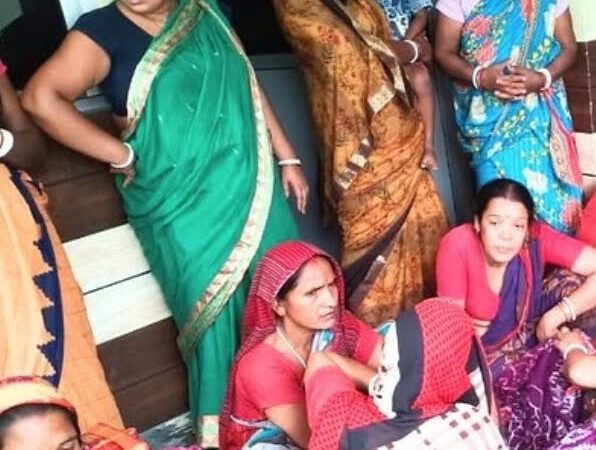 दुखद: फसल की रखवाली को गये थे खेत पर, करंट की चपेट में आने से हो गई दो ग्रामीणों की मौत